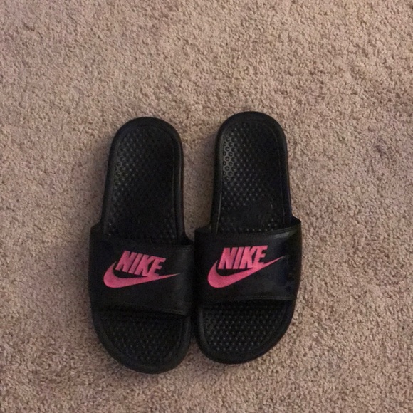 Nike Shoes - Nike Slides! Like New!